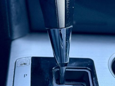 Used 2012 Toyota Camry SE image 14