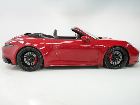 Used 2022 Porsche 911 Carrera GTS RWD image 10