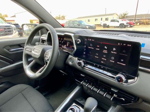 New 2026 GMC Canyon Elevation image 42