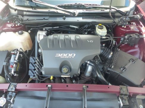 Used 2002 Buick Le Sabre Limited w/ Driver Confidence Pkg FWD image 28