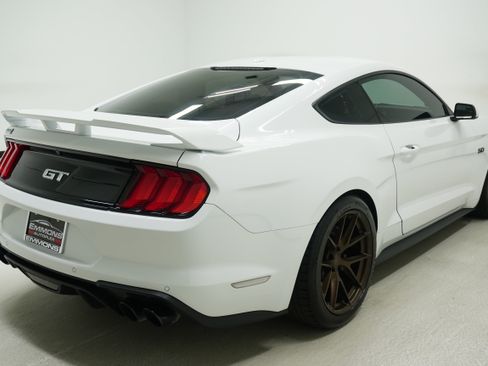 Used 2019 Ford Mustang GT w/ GT Performance Package RWD image 4