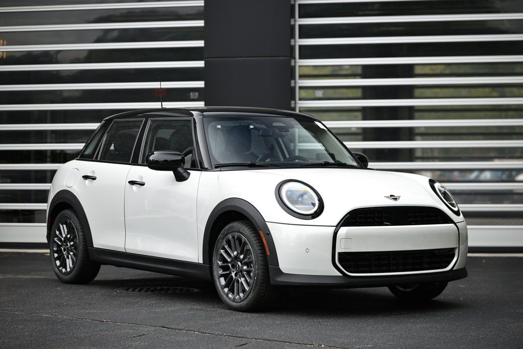 New 2026 MINI Cooper 4-Door Hardtop FWD image 1