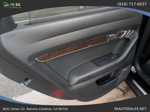 Used 2007 Audi S6 Sedan AWD/4WD image 28