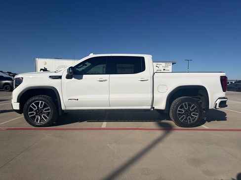 Used 2024 GMC Sierra 1500 AT4 w/ Technology Package image 2