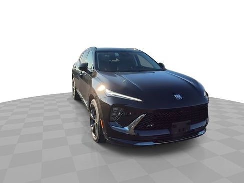 Certified 2025 Buick Envision Sport Touring image 6