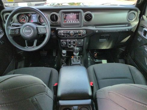 Used 2022 Jeep Wrangler Unlimited Sport AWD/4WD image 14