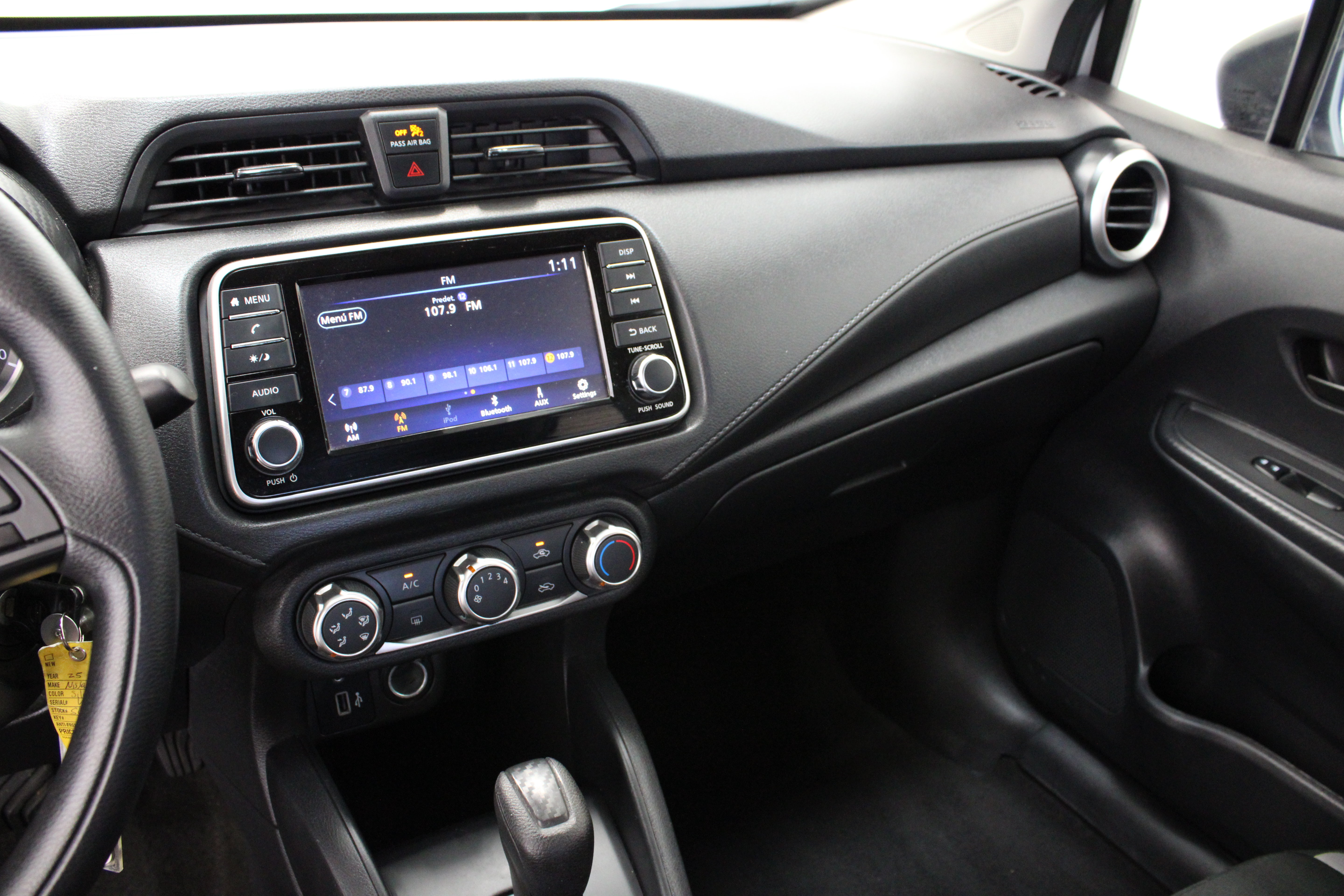 Used 2025 Nissan Versa S w/ Trunk Package FWD image 15
