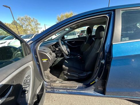 Used 2016 Hyundai Elantra GT image 9