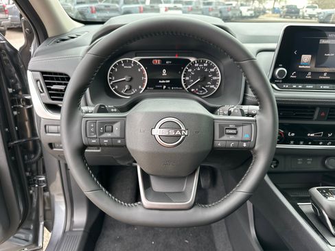 New 2026 Nissan Rogue SV image 24