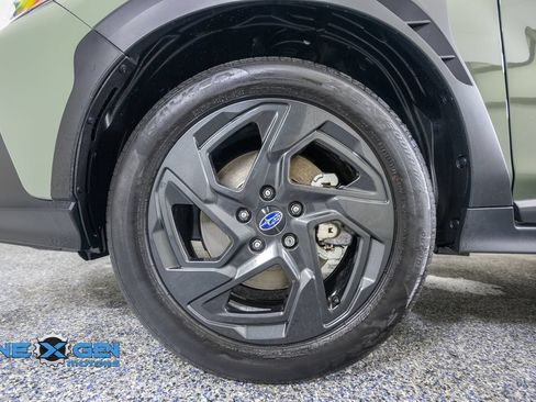 Used 2025 Subaru Crosstrek 2.5i Limited w/ Crosstrek Mirror Package AWD/4WD image 47