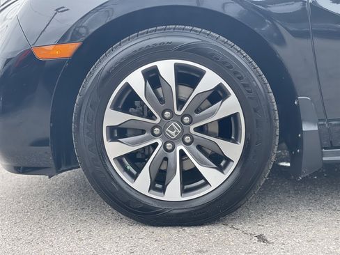 Used 2021 Honda Odyssey EX-L image 38