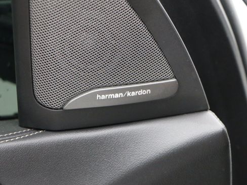 Used 2024 BMW X5 sDrive40i w/ M Sport Package RWD image 19