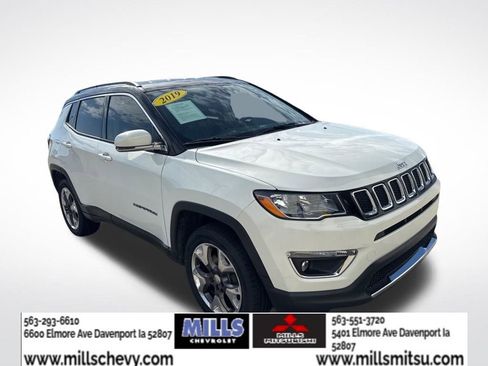 Used 2019 Jeep Compass Limited AWD/4WD image 3