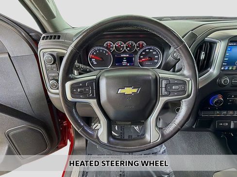 Used 2022 Chevrolet Silverado 1500 LT AWD/4WD image 4