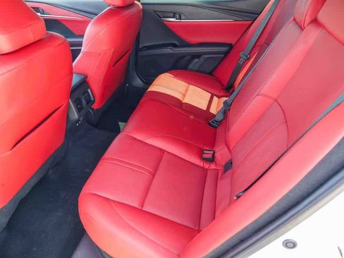 Used 2025 Toyota Camry XSE FWD image 17