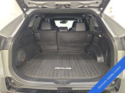 Used 2021 Toyota RAV4 XSE w/ XSE Grade Weather Package AWD/4WD image 15