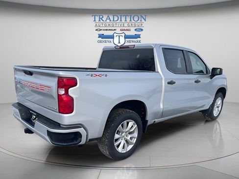 Used 2022 Chevrolet Silverado 1500 Custom image 5
