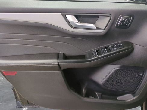 Used 2024 Ford Escape Platinum image 14