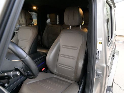 Used 2021 Mercedes-Benz G 550 image 18