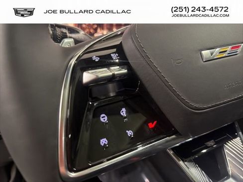 New 2026 Cadillac Optiq V image 15