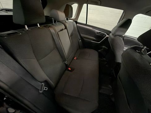 Used 2021 Toyota RAV4 LE FWD image 23