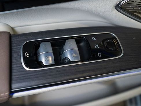 Certified 2023 Mercedes-Benz EQS 450+ SUV image 13