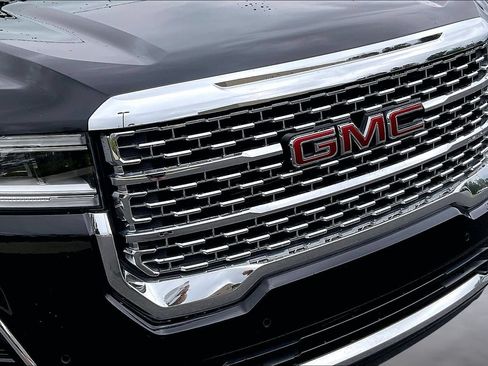 Used 2021 GMC Acadia Denali w/ LPO, Floor Liner Package FWD image 36