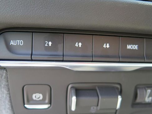 New 2026 Cadillac Escalade Platinum Sport w/ LPO, ONYX Package AWD/4WD image 13