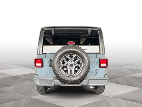 Used 2024 Jeep Wrangler Sport AWD/4WD image 7