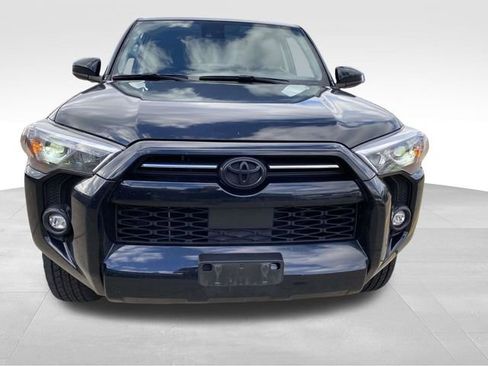 Used 2023 Toyota 4Runner SR5 image 6
