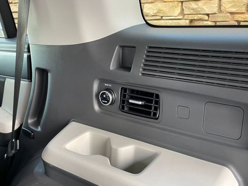 Used 2025 Hyundai Santa Fe SEL image 24