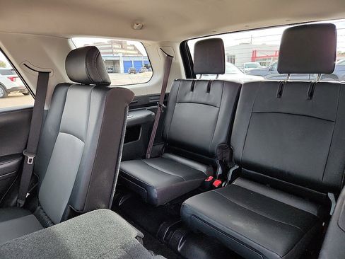 Used 2022 Toyota 4Runner SR5 Premium image 5