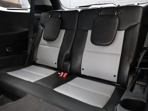 Used 2023 Ford Explorer XLT w/ Equipment Group 202A AWD/4WD image 29