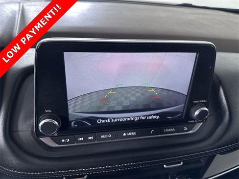 Used 2023 Nissan Rogue SV image 15