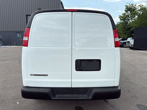 Used 2025 Chevrolet Express 2500 Extended w/ Driver Convenience Package RWD image 4