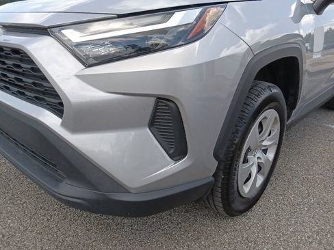 Used 2023 Toyota RAV4 LE FWD image 9