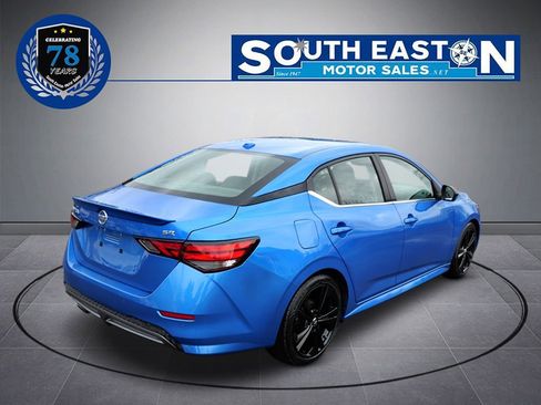 Used 2021 Nissan Sentra SR w/ SR Premium Package image 6
