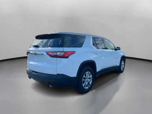 Used 2021 Chevrolet Traverse LS w/ LPO, Floor Liner Package AWD/4WD image 9
