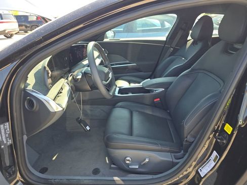 Used 2024 Lucid Air Touring AWD/4WD image 3