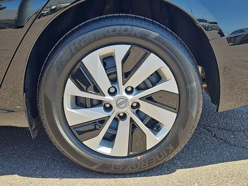 Certified 2025 Nissan Altima 2.5 S FWD image 31
