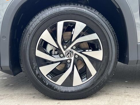 New 2026 Volkswagen Tiguan S FWD image 6