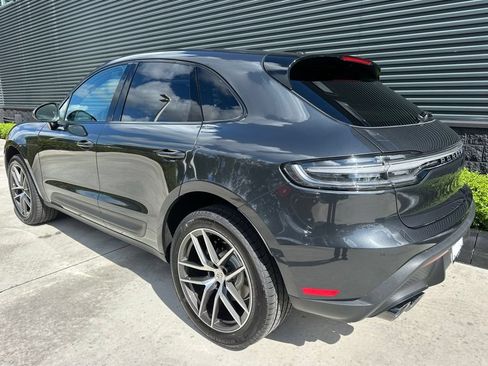 Used 2026 Porsche Macan AWD/4WD image 3