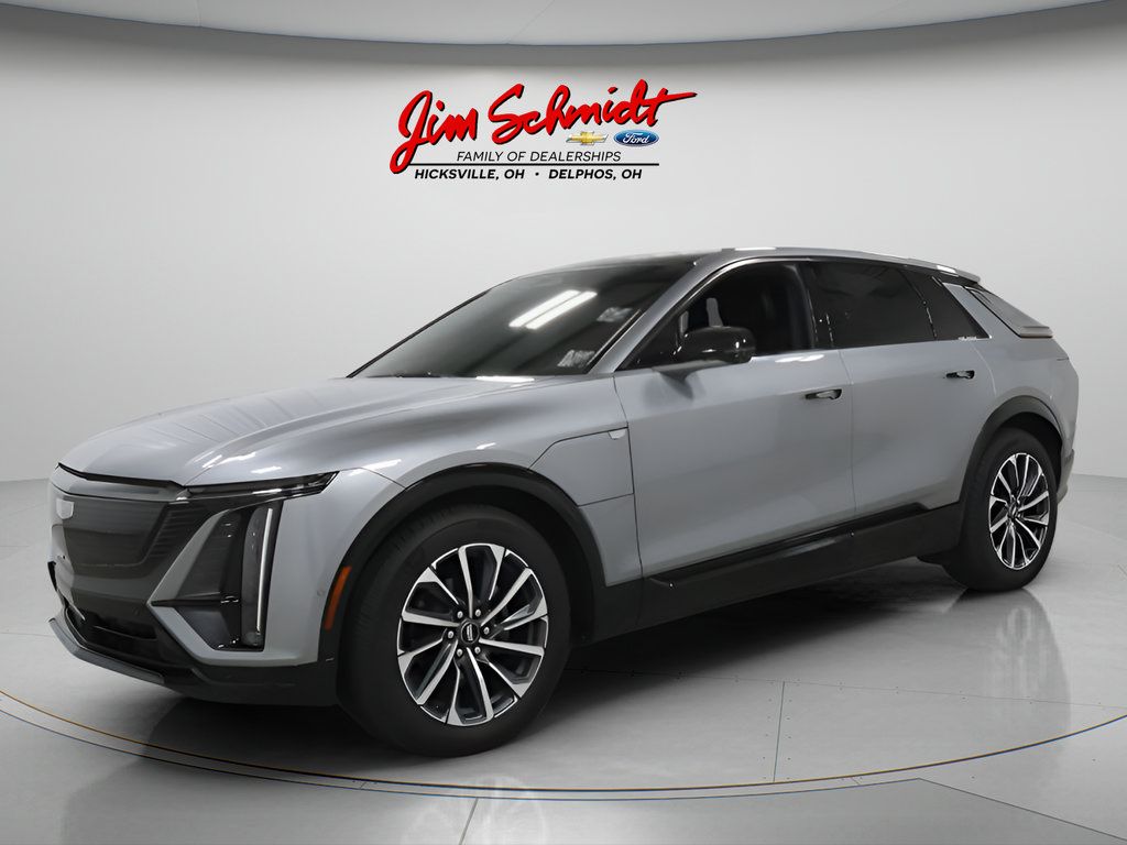 Used 2024 Cadillac Lyriq Sport AWD/4WD image 2