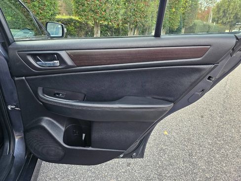 Used 2017 Subaru Legacy 3.6R Limited image 30