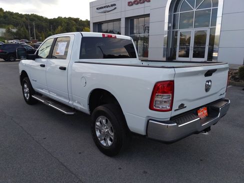 Used 2024 RAM 2500 Big Horn AWD/4WD image 8