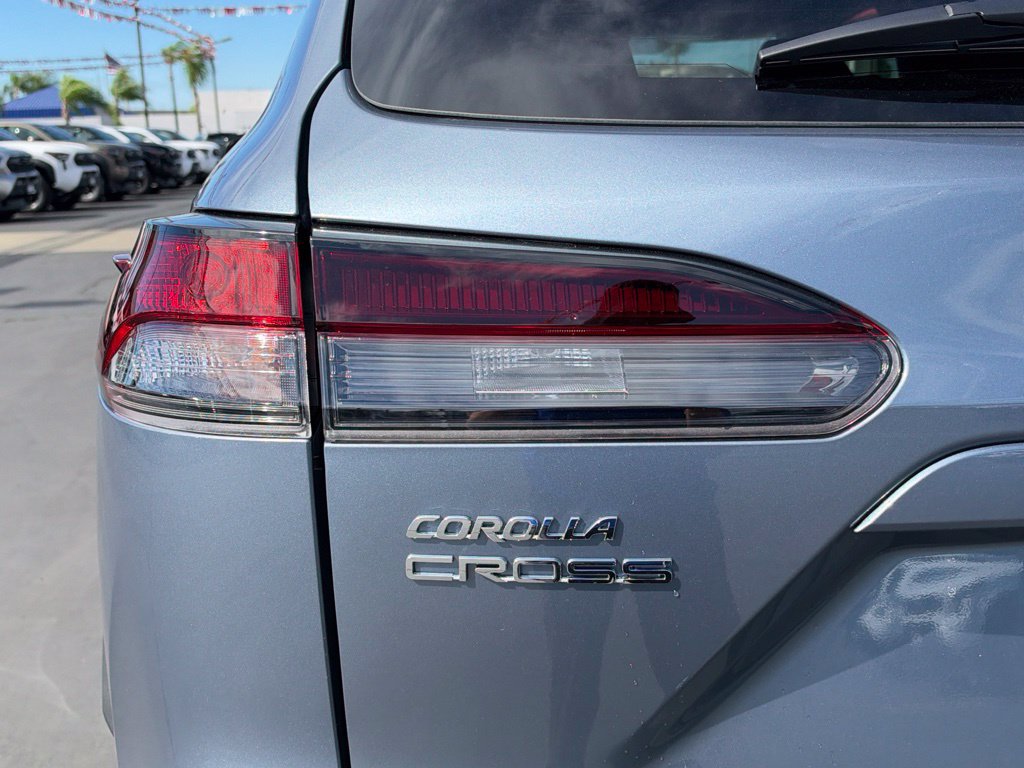 New 2026 Toyota Corolla Cross LE FWD image 13