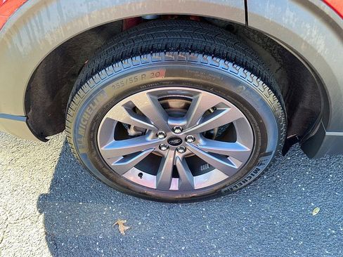 Certified 2022 Ford Explorer XLT w/ Equipment Group 202A image 14