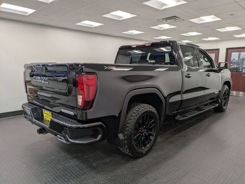Used 2022 GMC Sierra 1500 Elevation image 4