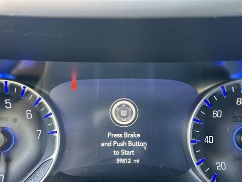 Used 2022 Chrysler Pacifica Touring-L AWD/4WD image 4