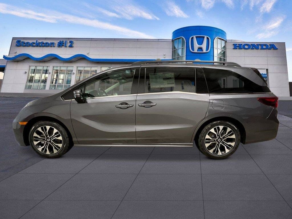 New 2026 Honda Odyssey Elite image 2